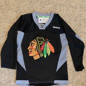 Blackhawks hockey jersey